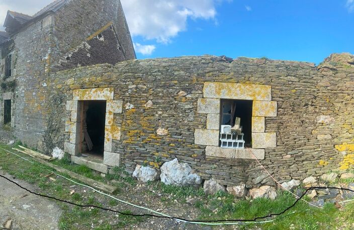 Authentique corps de ferme à rénover sur 3 429 m² de terrain, — photo 5