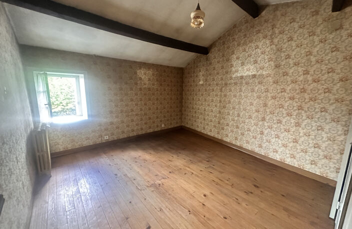 Maison d'environ 130 m2 sur la commune de Coulonges sur l'Au — photo 5
