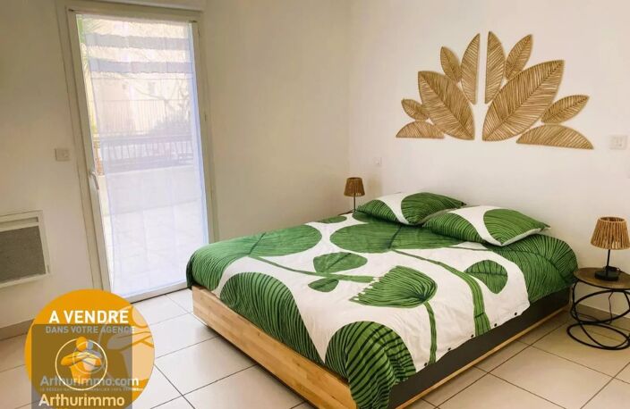 T3 66 M² LE LAVANDOU — photo 5
