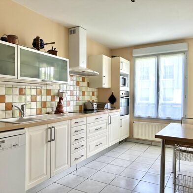 Appartement 4 pièces 345000 €