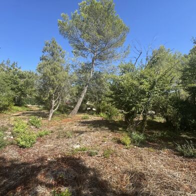 Terrain  950000 €