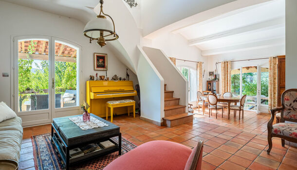 Villa / Maison 5 pièces  à vendre Marseille 11eme 13011