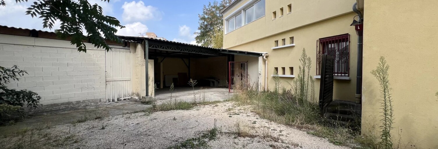 Immeuble  180 m² à vendre à Alès (30100)