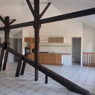 Appartement 4 pièces 630 €