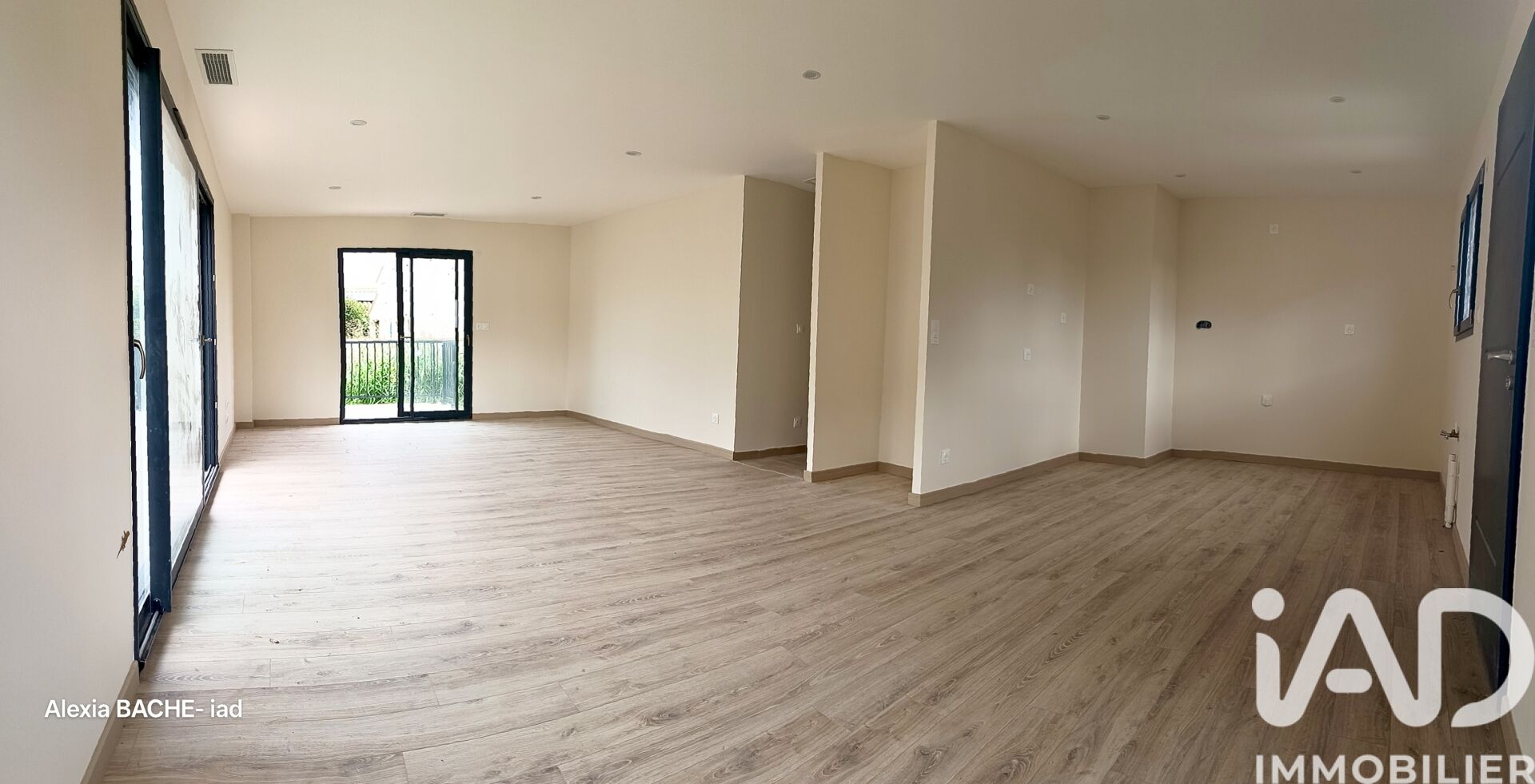 Vente Maison/villa 5 pièces - Photo 3