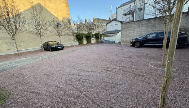 H&ocirc;tel 30 pièces  à vendre Tours 37000