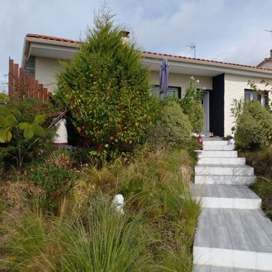 Maison 6 pièces 540800 €