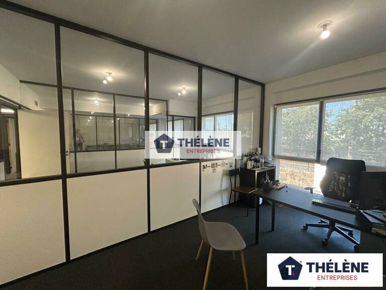 BUREAUX à VENDRE — photo 1
