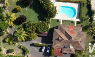 Maison 10 Pièces 246 m² à vendre à Saint-François (97118)