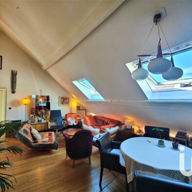 Appartement 4 pièces 210000 €