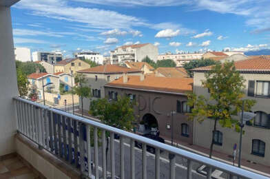 Appartement 3 pièces 867 €