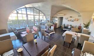 Commerce  143 m² à vendre à Générac (30510)