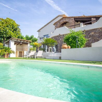 Maison 14 pièces 990000 €