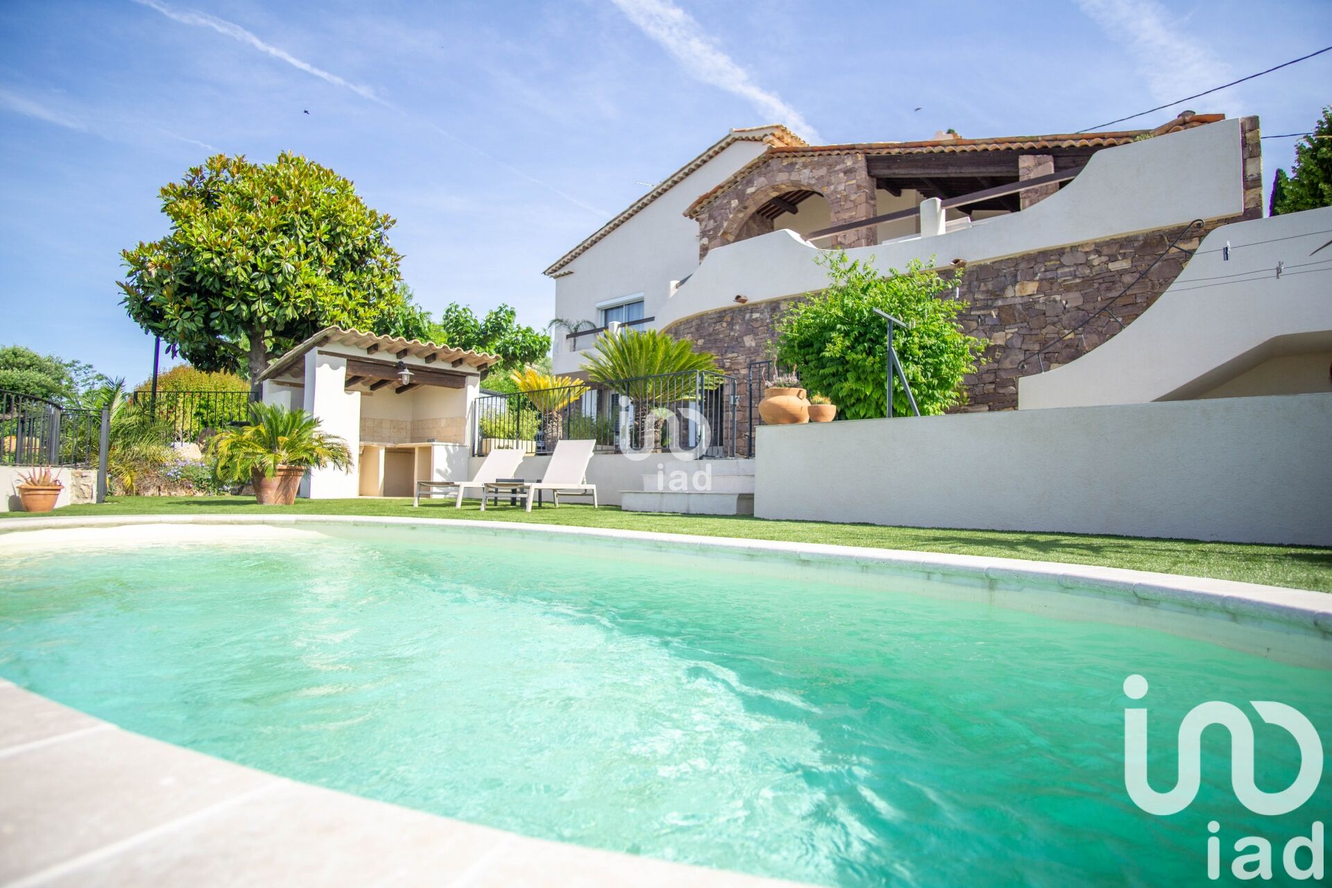 Draguignan - 315m² - 14p. - 6ch.