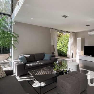 Maison 7 pièces 838000 €