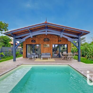 Maison 5 pièces 799000 €