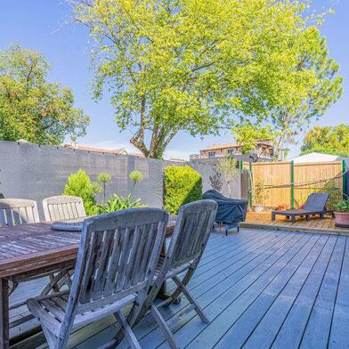 Maison 5 pièces 398000 €