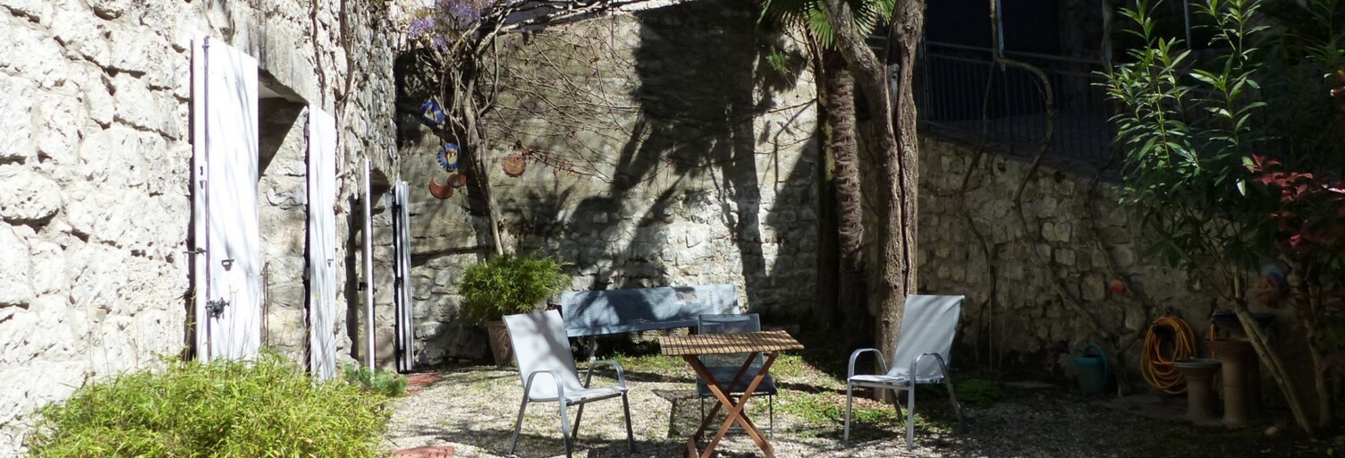 Maison 10 Pièces 166 m² à vendre à Balazuc (07120)