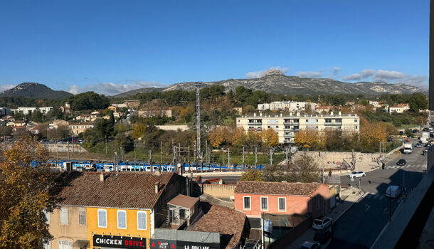 Appartement 3 pièces  à vendre Aubagne 13400