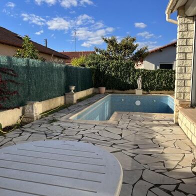 Maison 4 pièces 343200 €