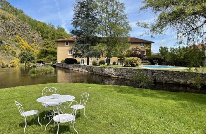 Domaine de 16 pièces principales — photo 2