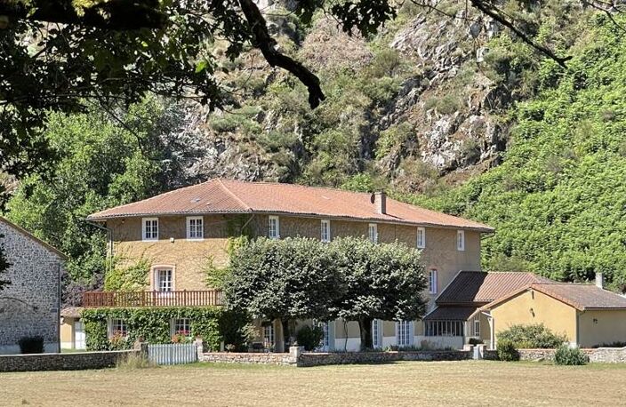Domaine de 16 pièces principales — photo 3