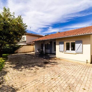 Maison 4 pièces 410670 €