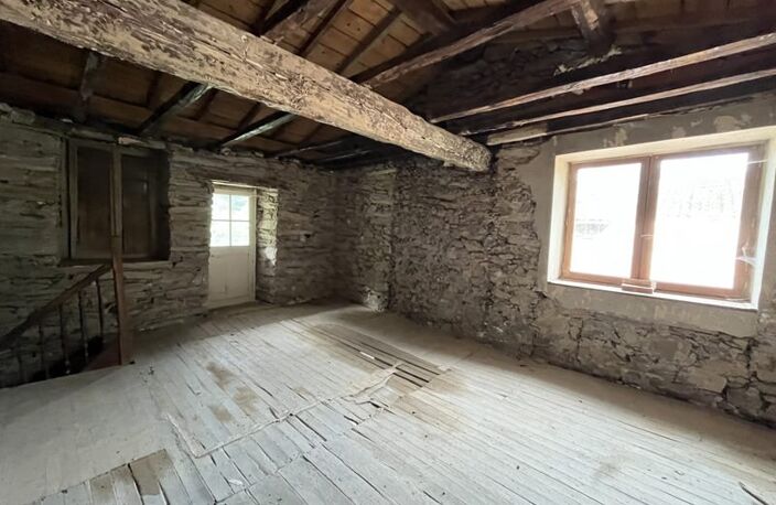 Maison en pierre de 2 pièces principales — photo 5