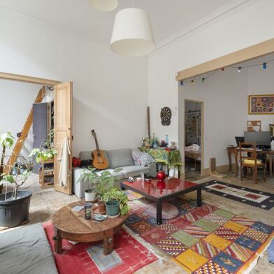 Appartement 4 pièces 394027 €