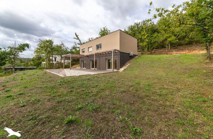 Vente maison 6 pièces 124 m² Puy-l'Évêque (46700) — photo 2