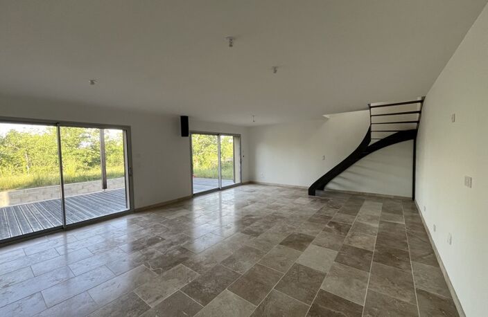 Vente maison 6 pièces 124 m² Puy-l'Évêque (46700) — photo 3
