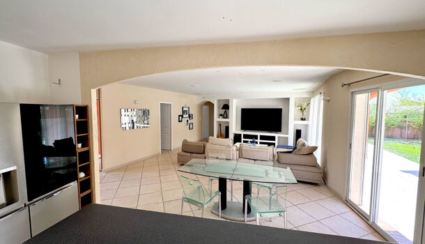 Villa / Maison 7 pièces  à vendre Cuers 83390