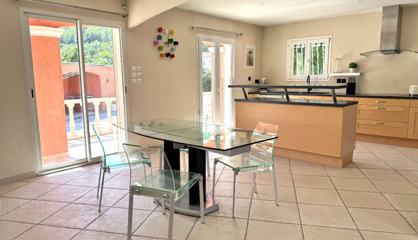 Villa / Maison 7 pièces  à vendre Cuers 83390