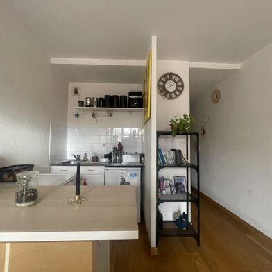 Appartement 1 pièces 93400 €