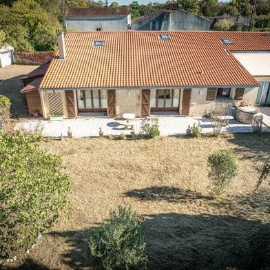 Maison 7 pièces 421200 €