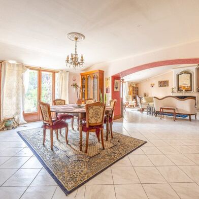Maison 7 pièces 399999 €