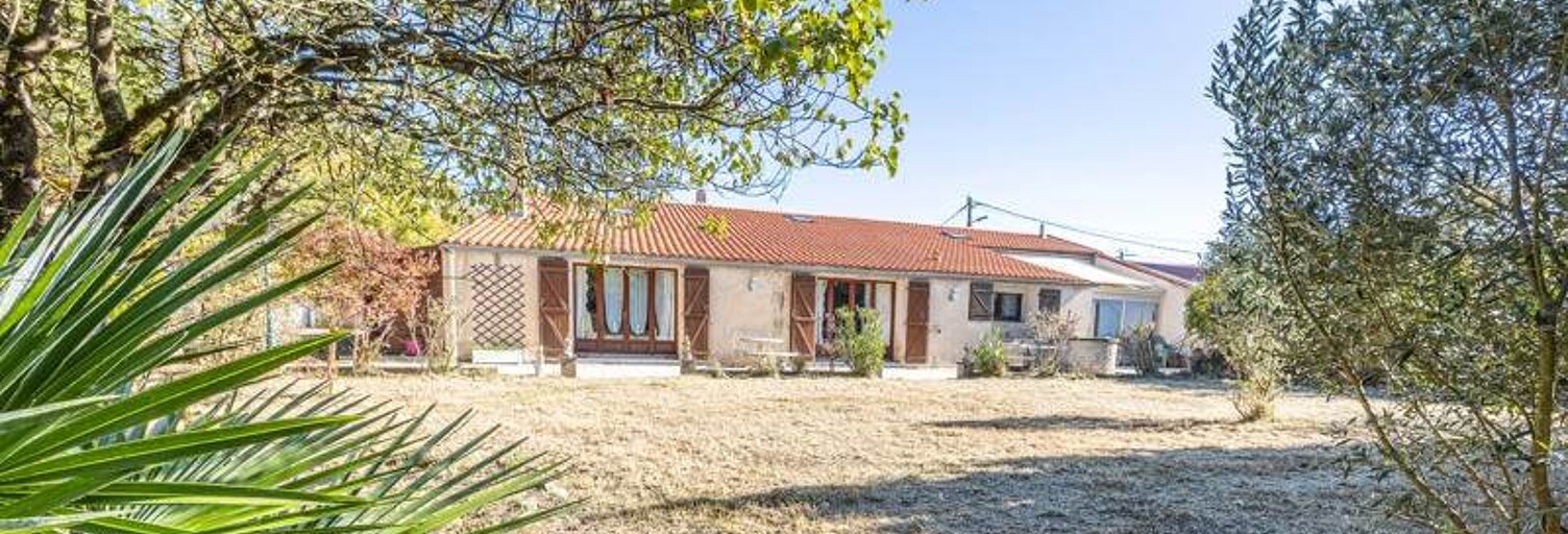 Maison 7 Pièces 284 m² à vendre à Anais (17540)