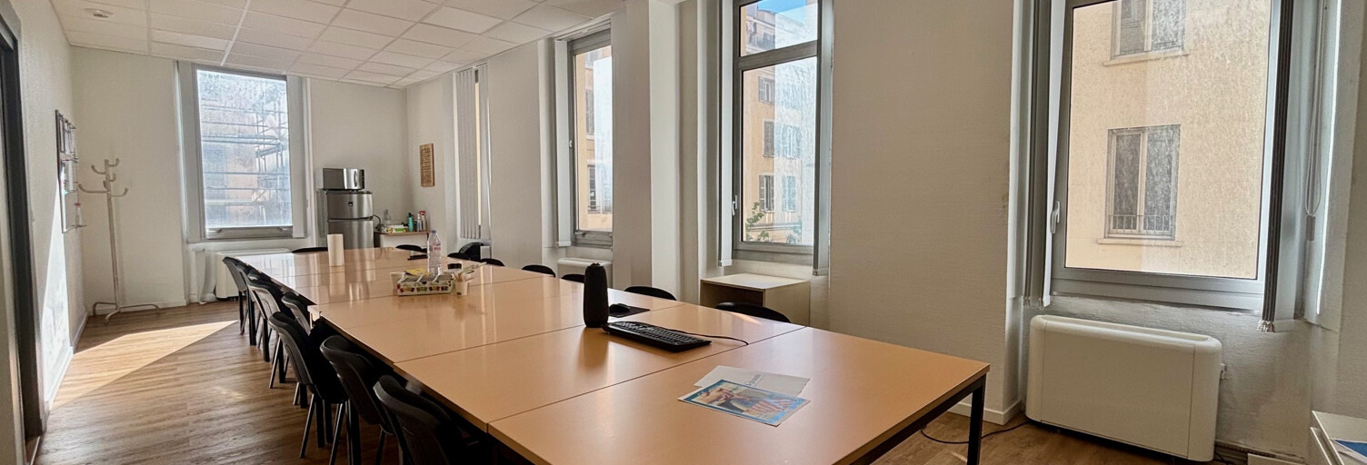 Bureau  184 m² à louer à Marseille 1 (13001)