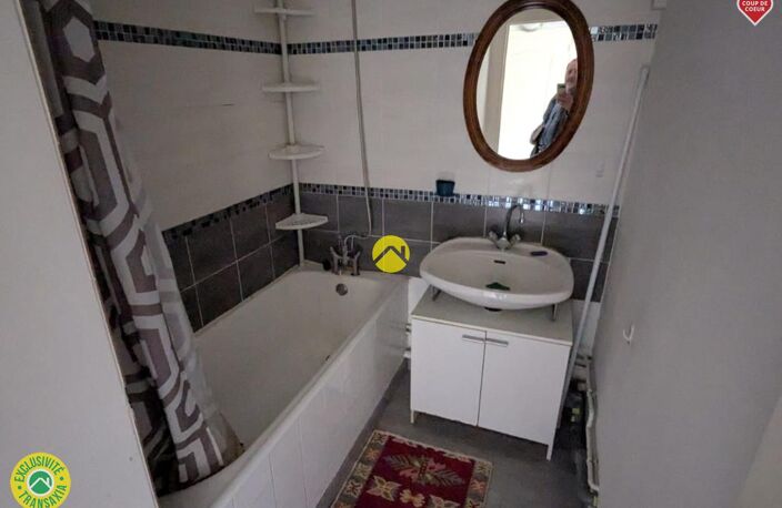 APPARTEMENT AVEC BALCON — photo 4