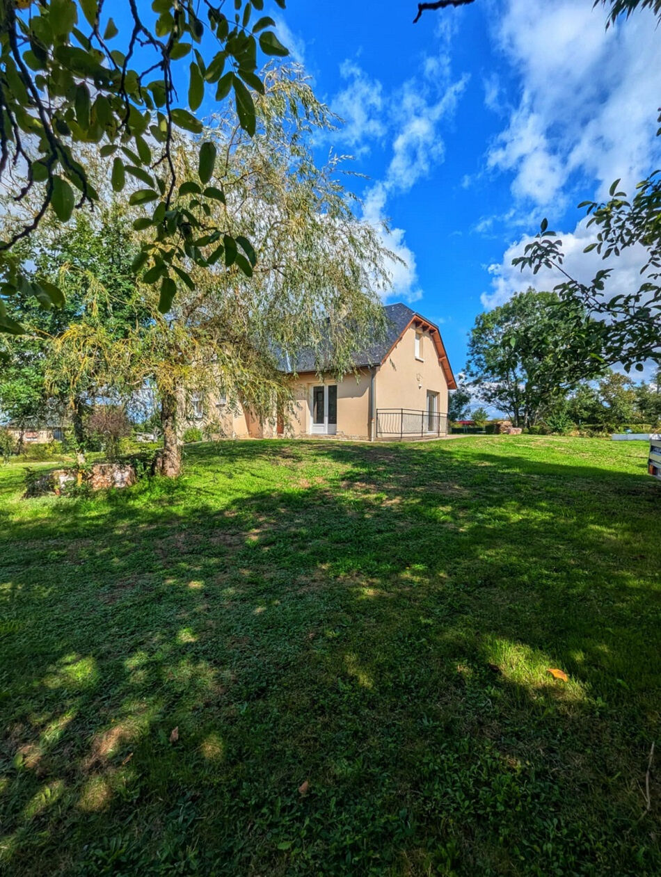 Villa / Maison  T6 à vendre Luc-la-Primaube 12450