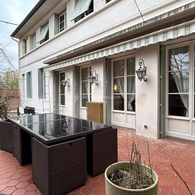 Appartement 2 pièces 900 €