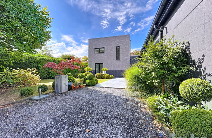 Maison 3 ch - 2 garages — photo 2
