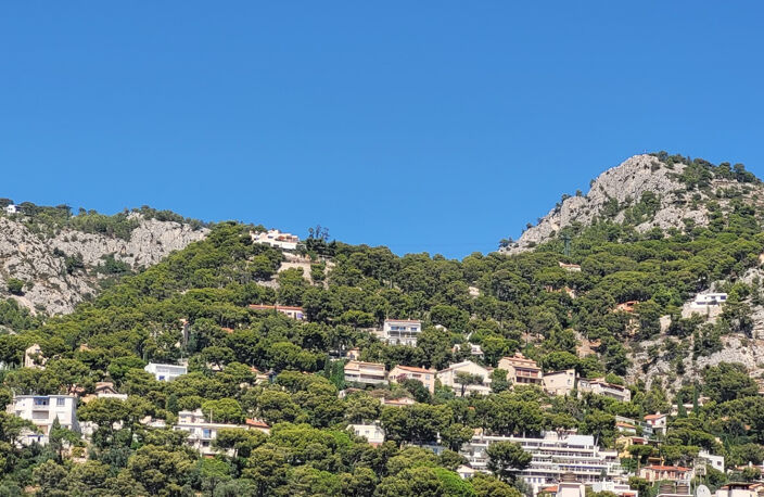 Appartement T4 de 125 m2 TOULON quartier Claret St Anne — photo 3