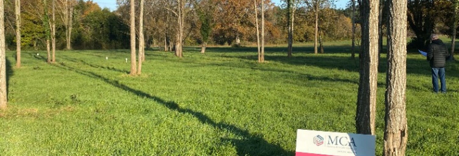 Terrain  890 m² à vendre à Vertheuil (33180)