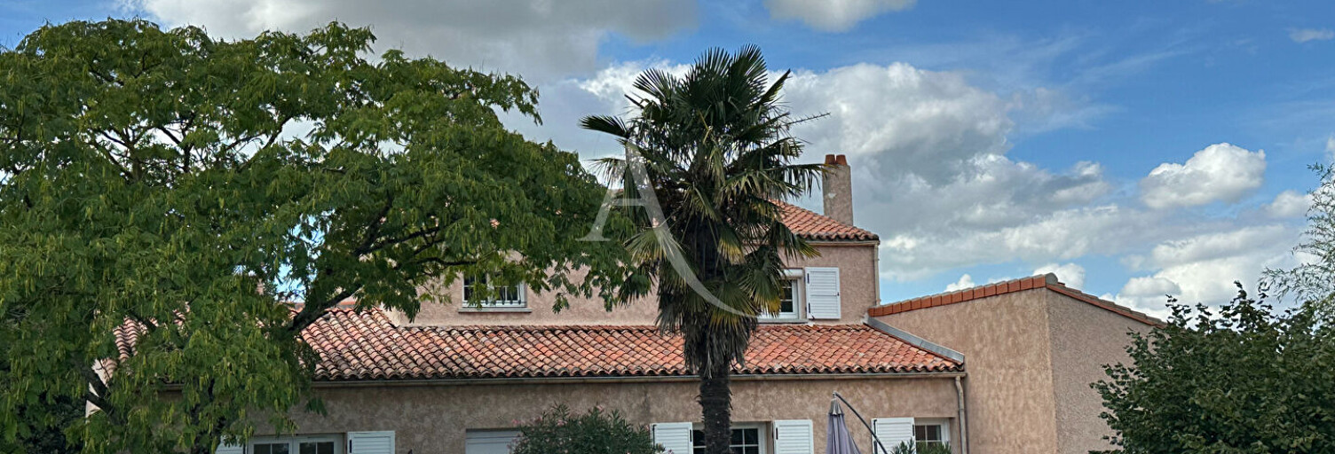 Maison 7 Pièces 187 m² à vendre à Échillais (17620)