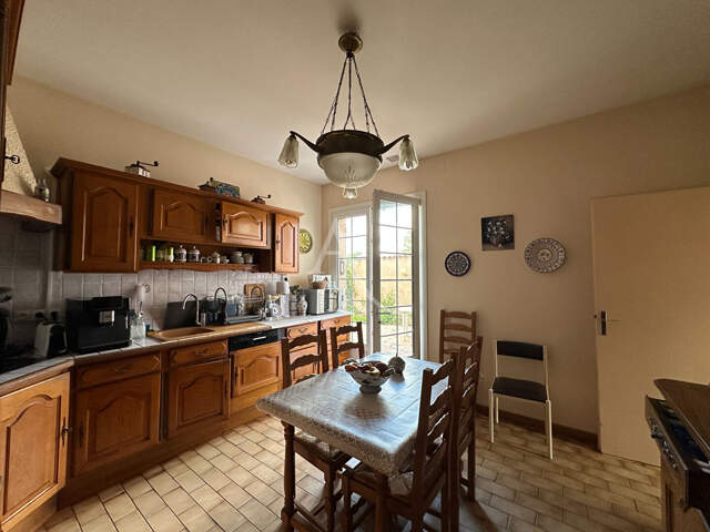 Estuaire de la Charente - Proche Rochefort - Maison 7 pièce(s) 174.85 m2 — photo du bien