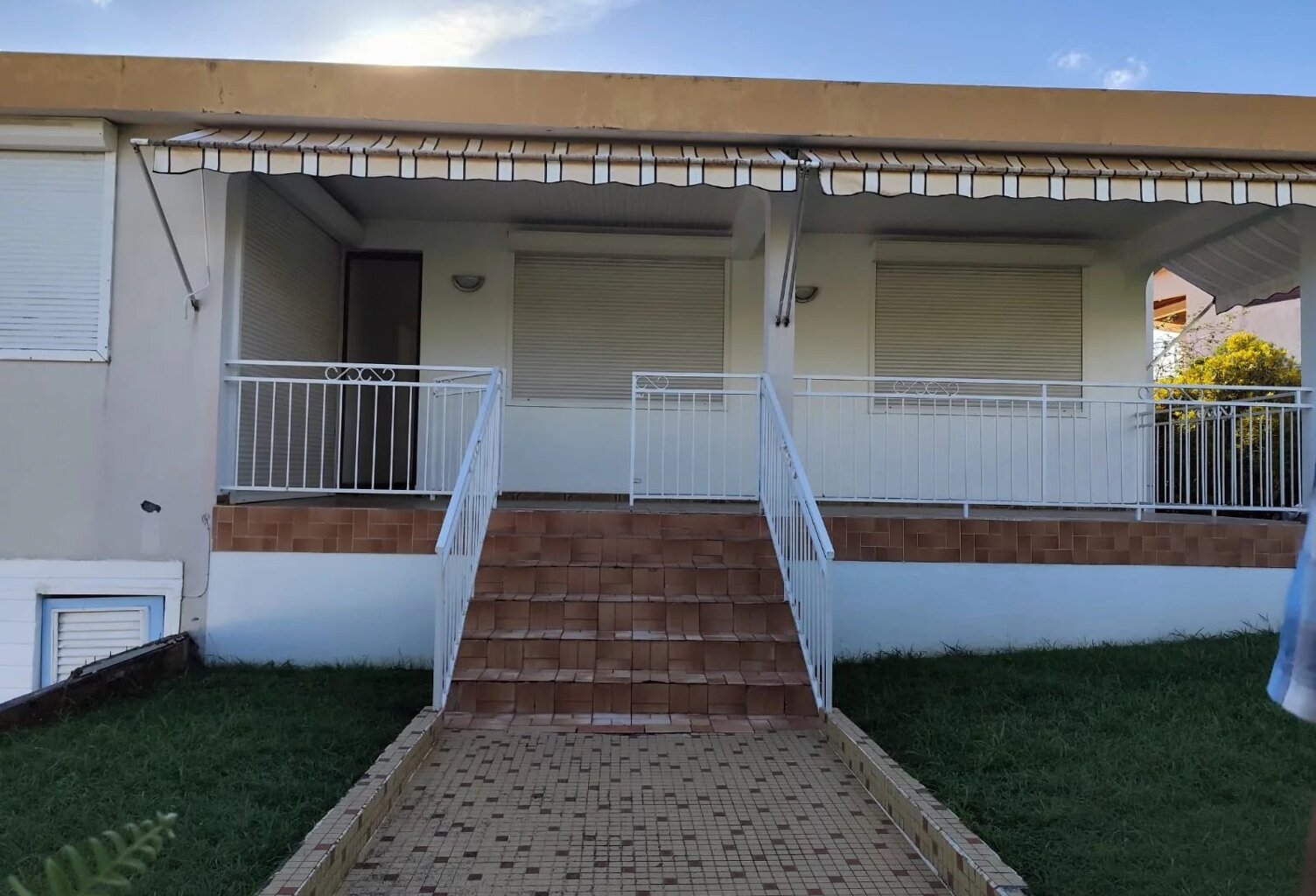 INVESTISSEMENT LOCATIF + HABITATION + ACTIVITÉ PRO = 3 EN 1 ! — photo 1