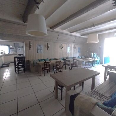 Commerce  316000 €