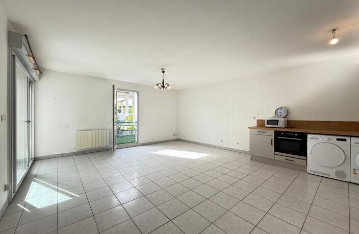 APPARTEMENT 3 PIECES, près du CENTRE VILLE et environ 1,4 km PLAGE — photo 3