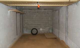 Garage  15 m² à louer à La Londe-les-Maures (83250)